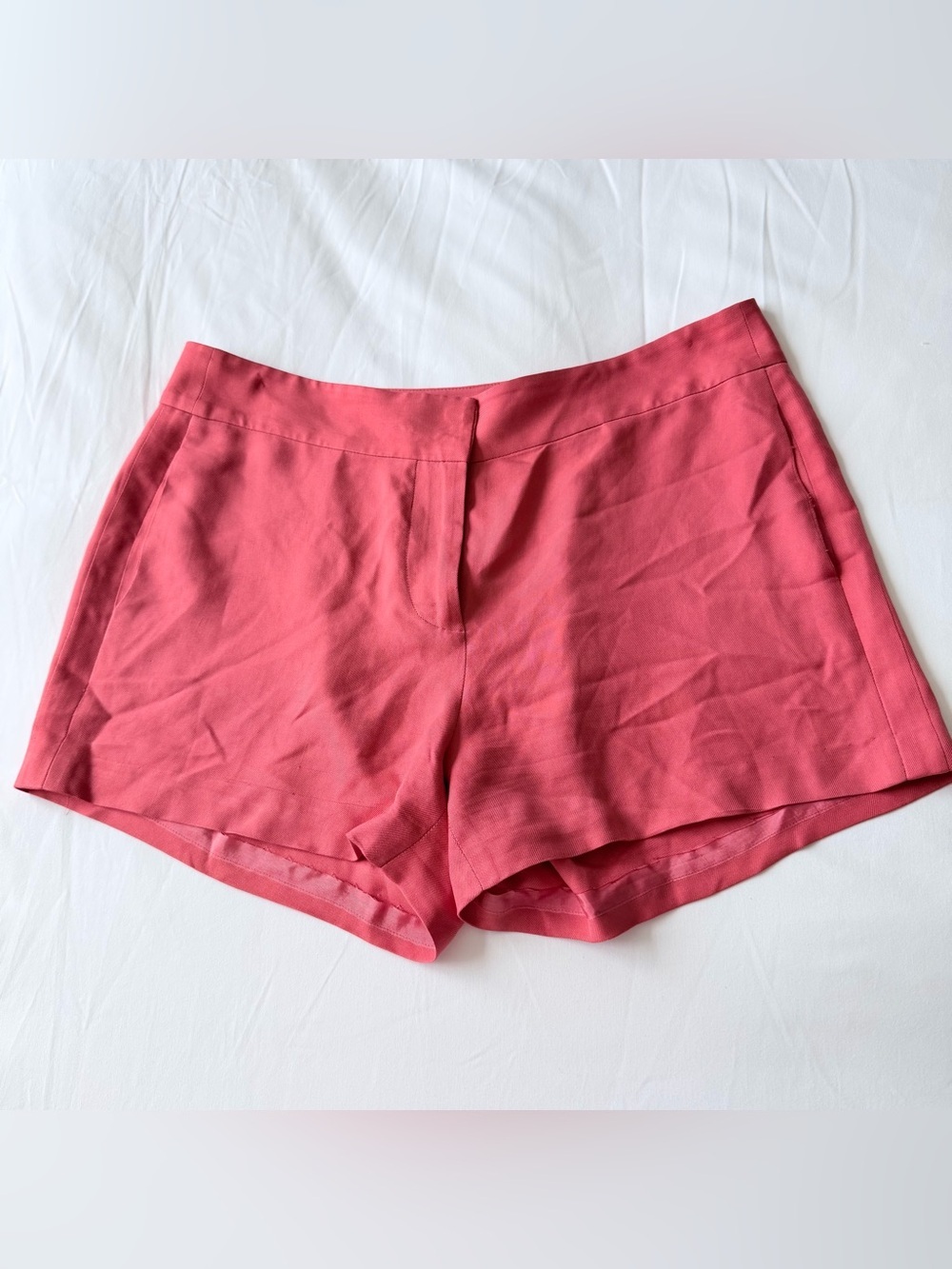 PAIGE 100% Silk Coral Pink High-Waisted Tailored Shorts Size 6